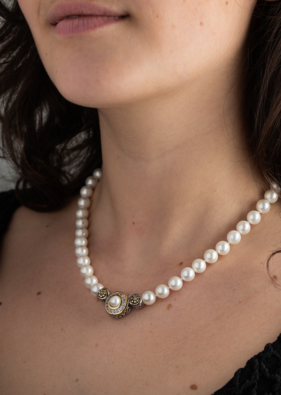 Pérola Collection - Pavé & White Seashell Pearl Strand Necklace
